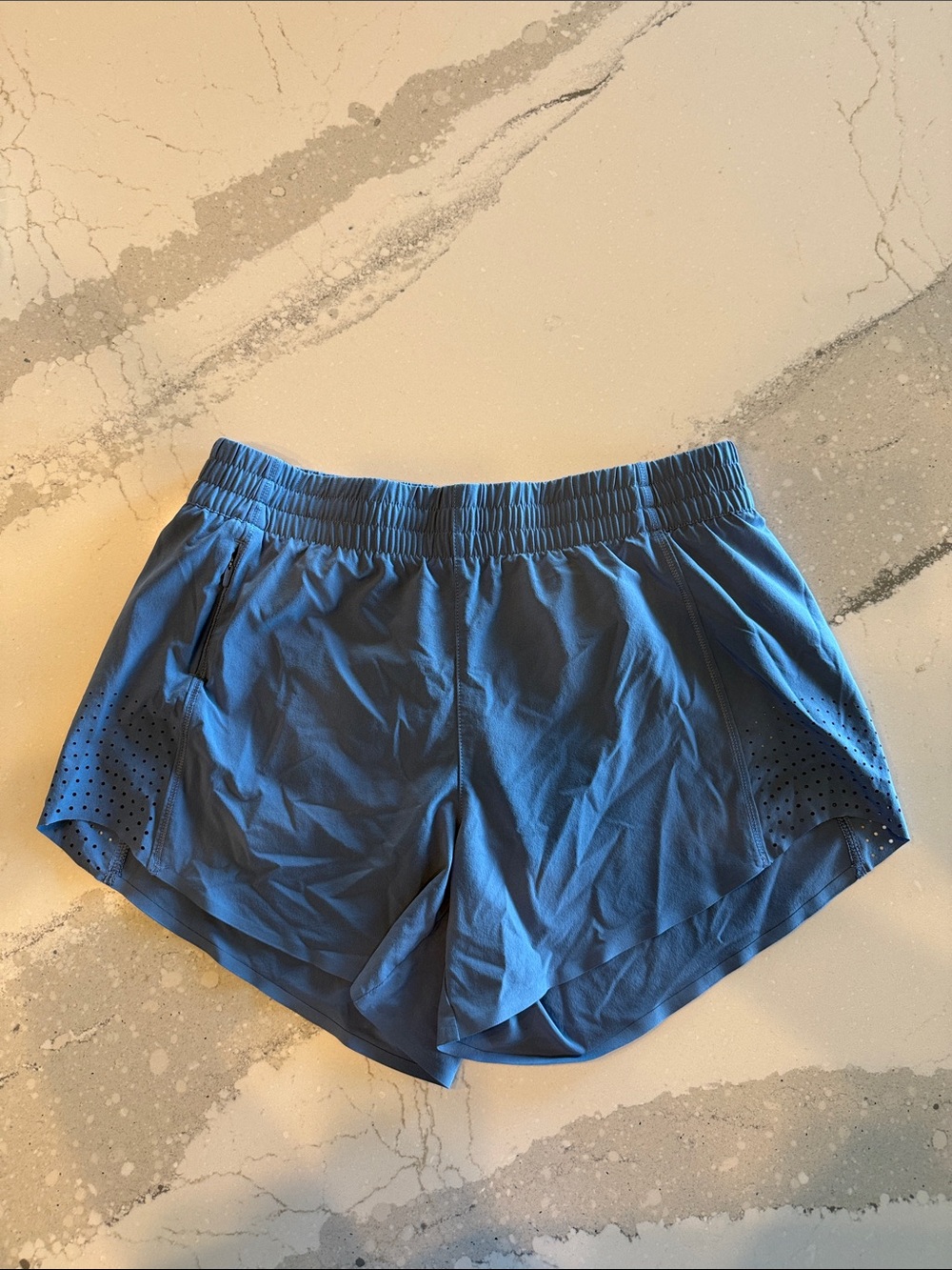 Athleta Hustle 4.5” Blue Perforated Side Athletic Shorts